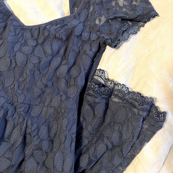 Abercrombie & Fitch Lace Mini Dress Size Small in Navy Blue - Picture 5 of 5